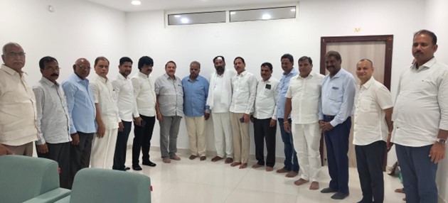 delegation meets